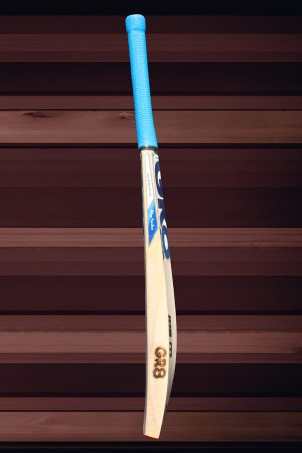 GR8 Monster 109m | Kashmir Willow Bat - Image 2