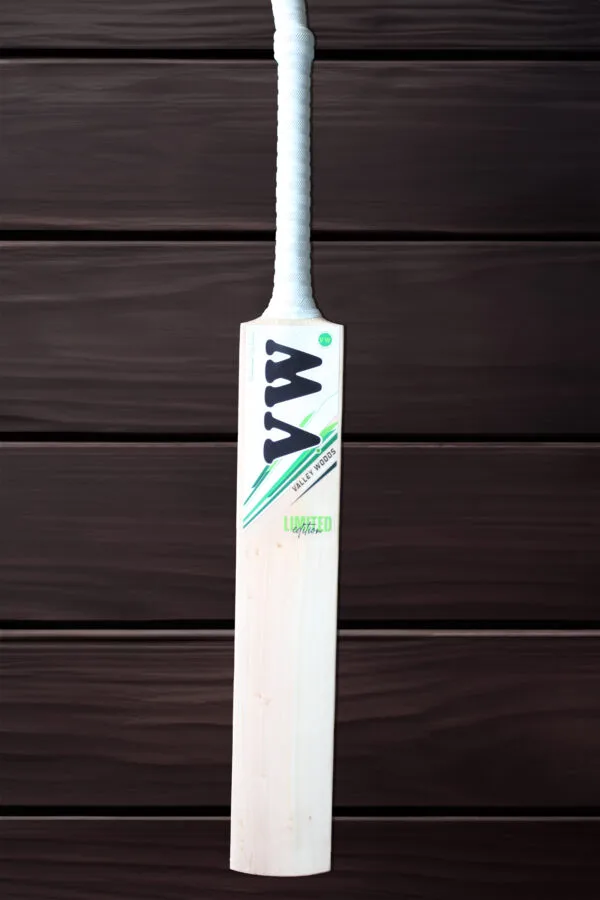 VW - Limited Edition | Kashmir Willow Bat